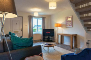 Burden close two bedroom house with garden